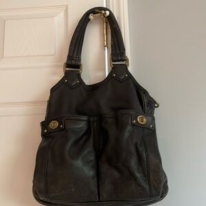 Marc by Marc Jacobs Teri Turnlock Tote
leather shoulder bag